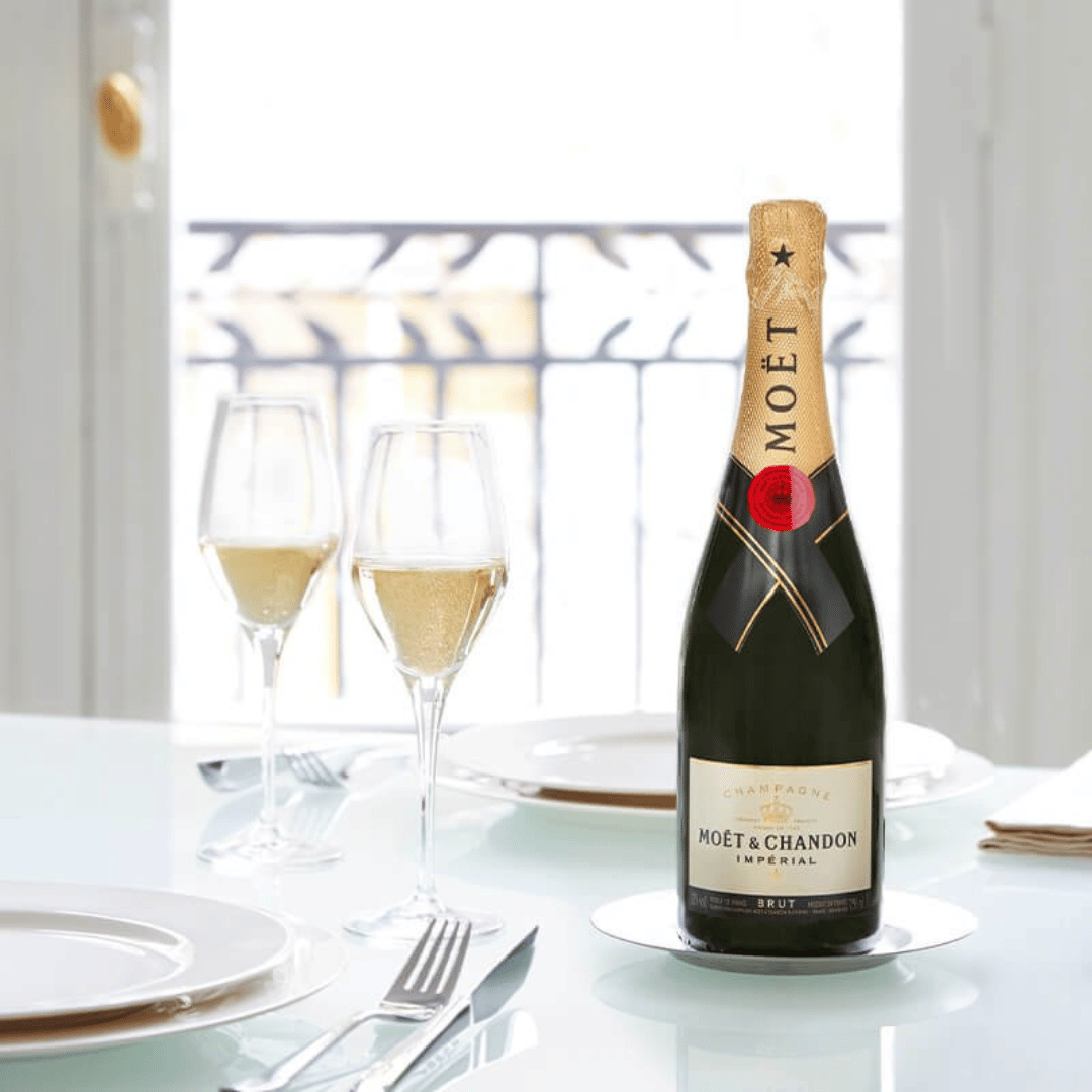 Moet Et Chandon Impérial Brut Champagne 75cl, Gift Pack