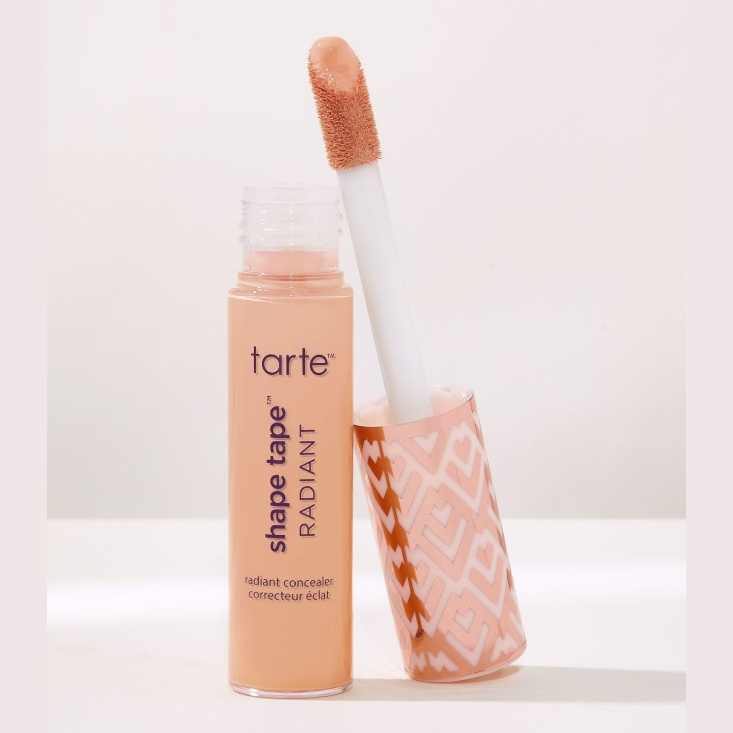 TARTE SHAPE TAPE RADIANT CONCEALER - 22B LIGHT BEIGE -