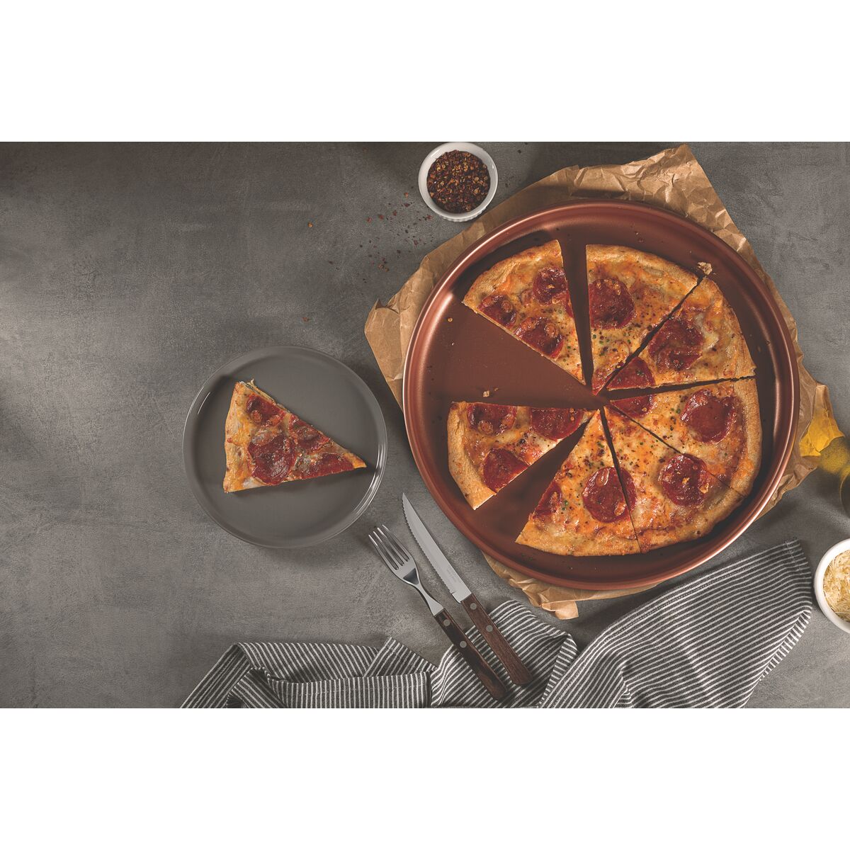Tramontina Vermont Graphite Aluminum Pizza Pan 35cm