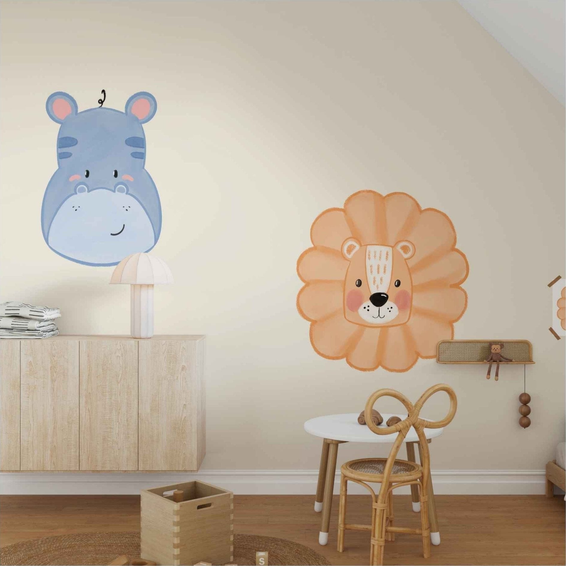 Lion & Hippo
