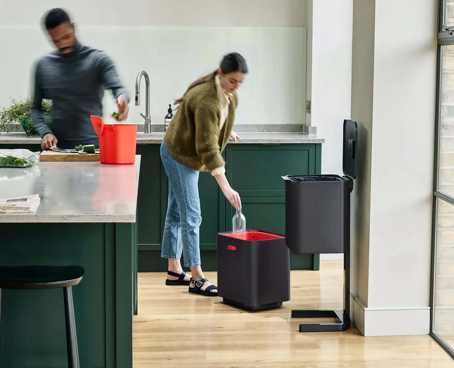 Joseph Joseph Totem Max 60L Black Waste & Recycling Bin