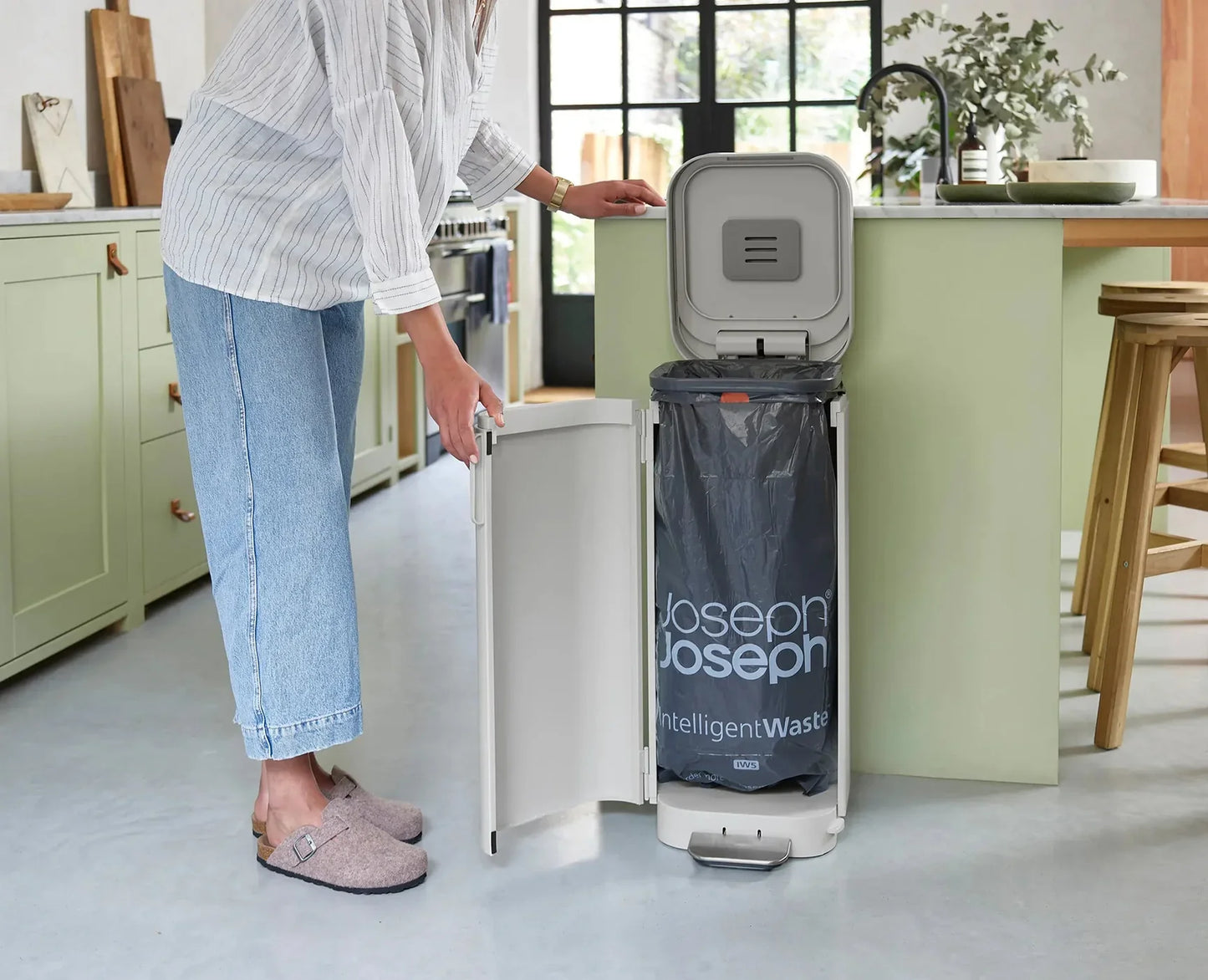 Joseph Joseph Porta™ 40L Easy-empty Grey Pedal Bin