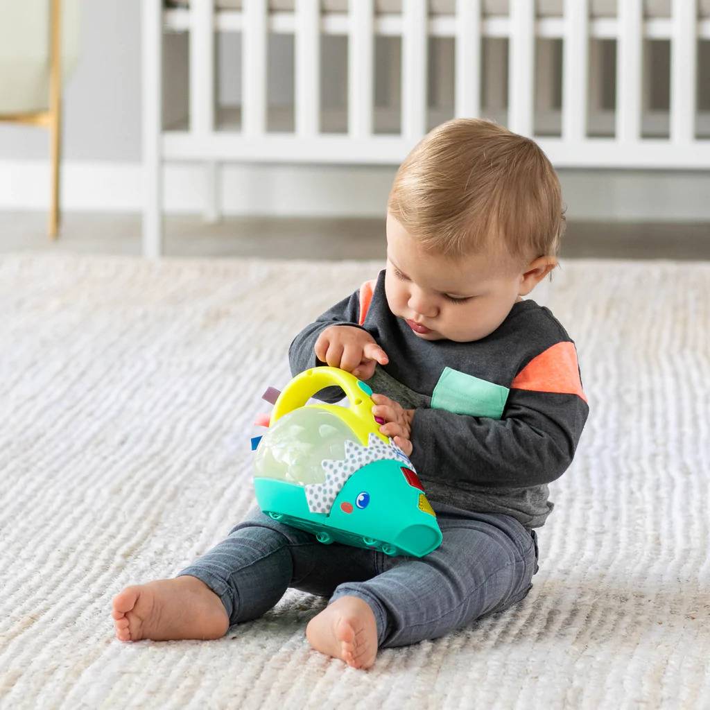 Infantino Push & Pop MusicalLight-Up Mini-Vac