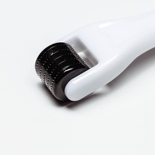 REVIVV Roller for Hair Rejuvenation – 0.25mm Roller for Scalp, Hair, Beard, Skin – 45 Day Supply - Medaid International