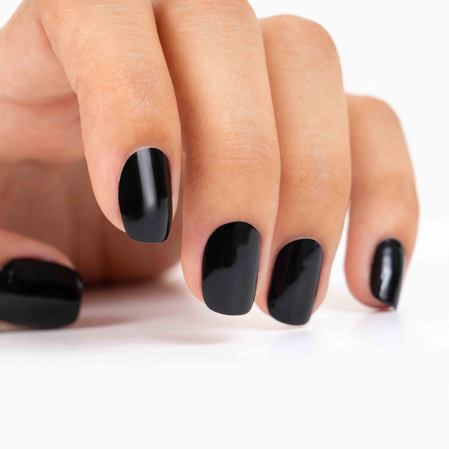 Koa Black Pansy 33 Long Lasting Nail Polish