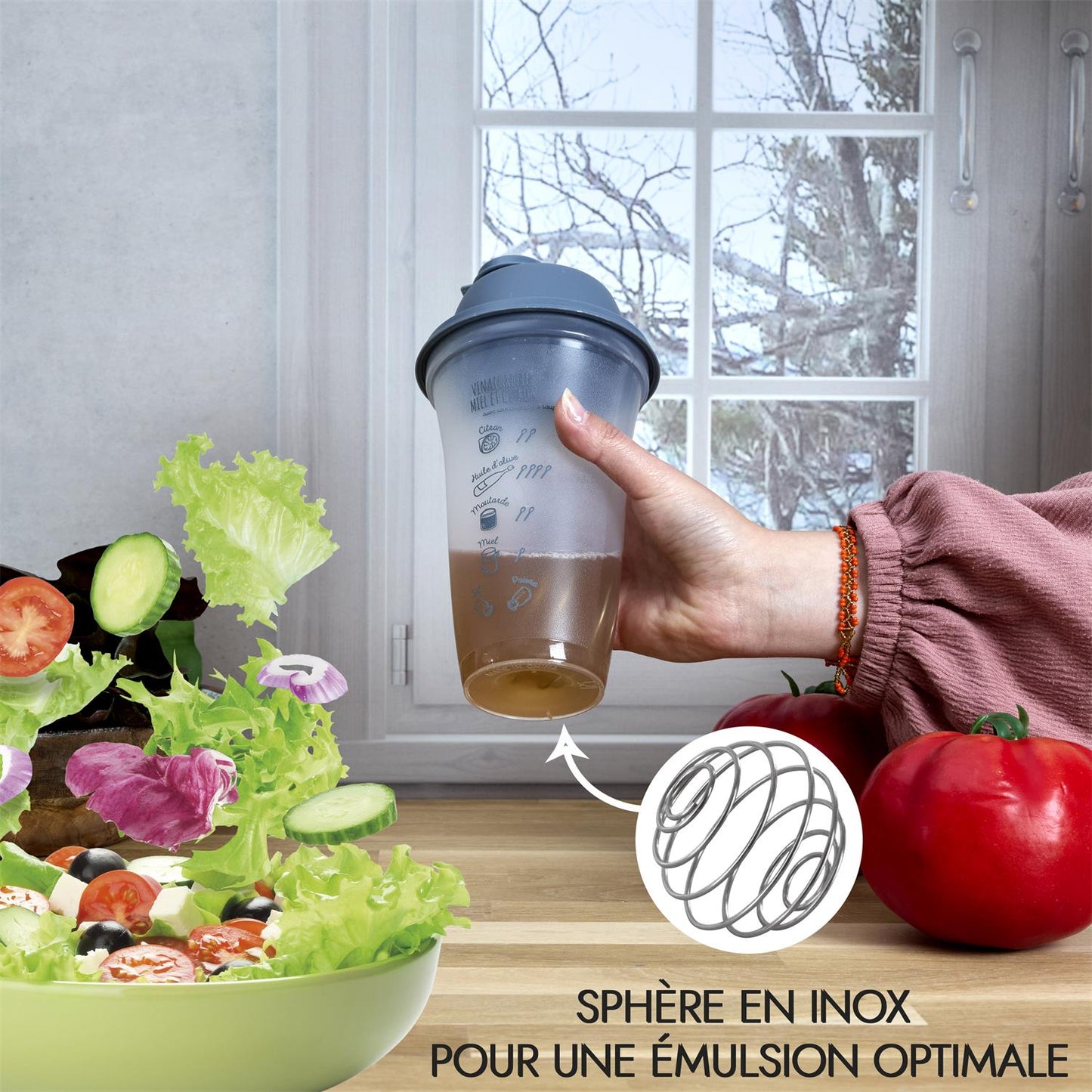SALAD DRESSING SHAKER From COOK