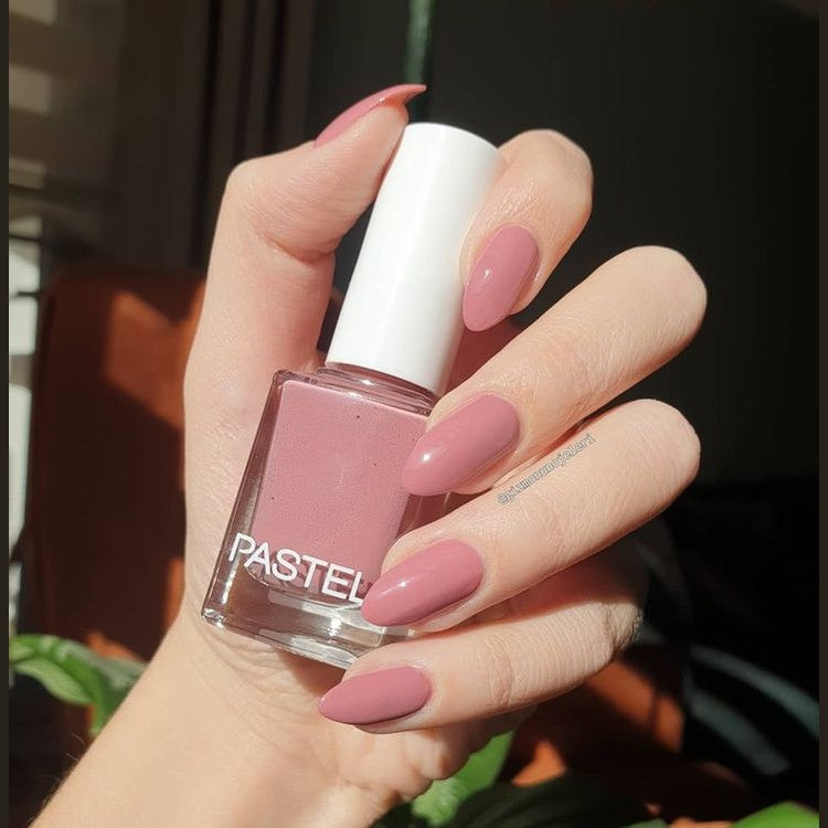 Pastel nail polish - 310