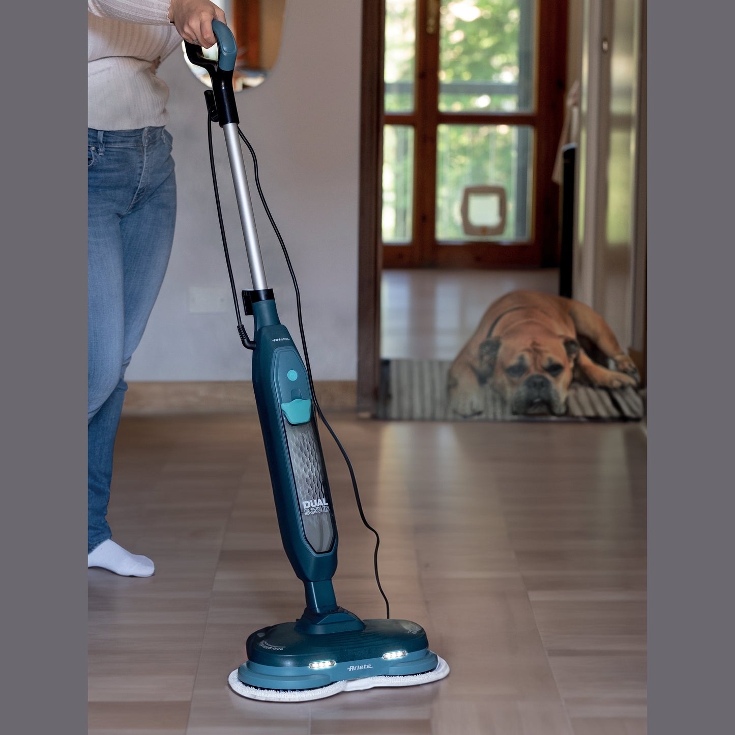 Dual Steam Scrub Rotating Brushes ,1200W