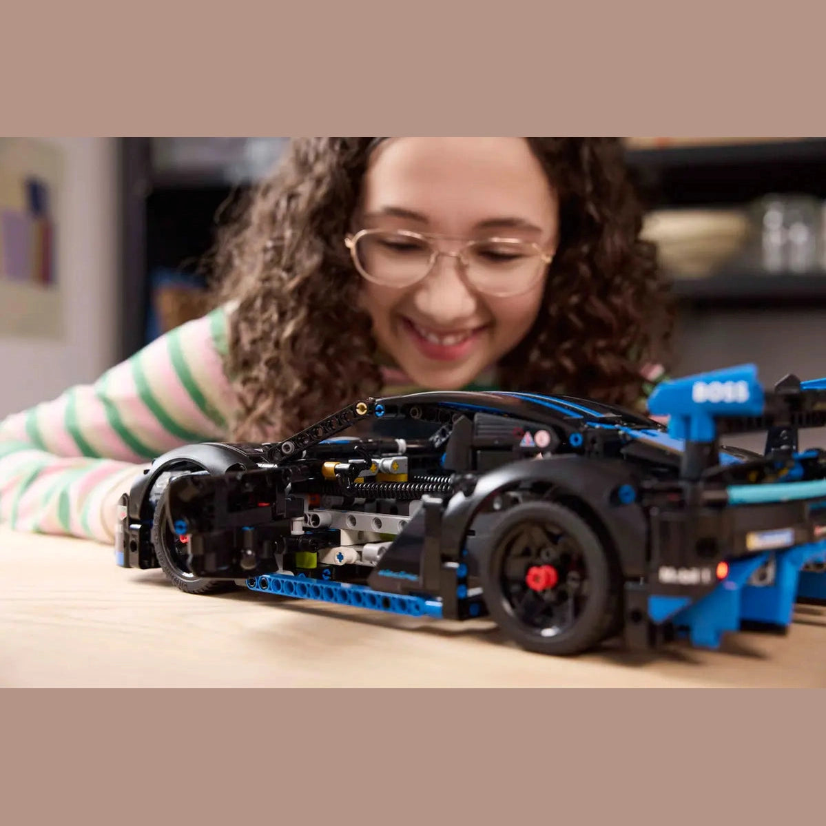 Lego Technic Porsche GT4 e-Performance Race Car (42176)