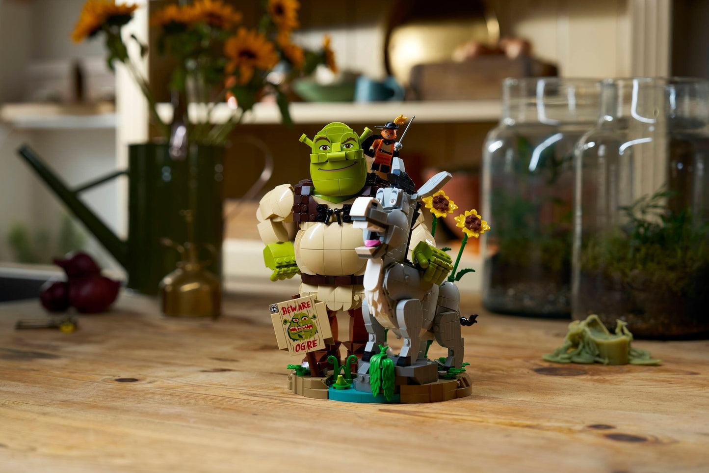 Lego Shrek, Donkey & Puss in Boots (7242)
