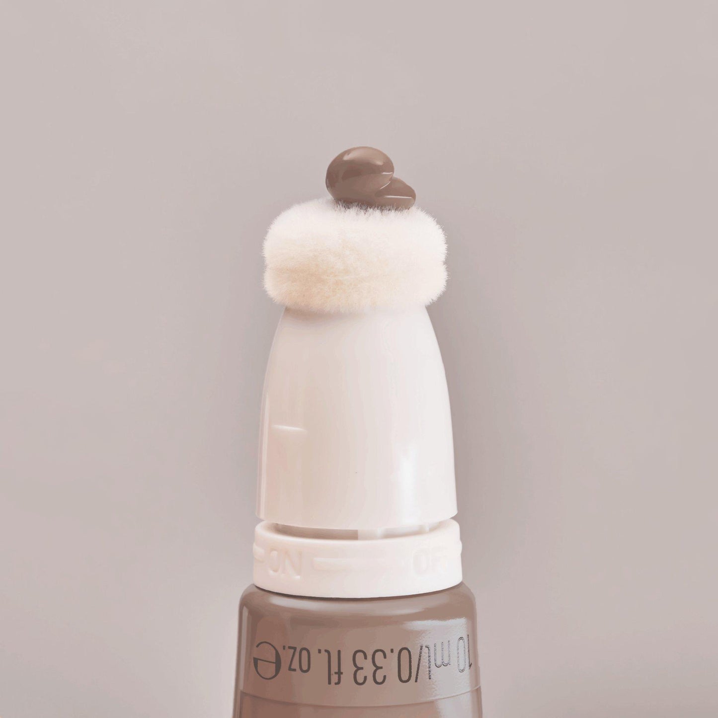 Essence Baby Got Bronze Liquid Bronzer 10-sweet shadow