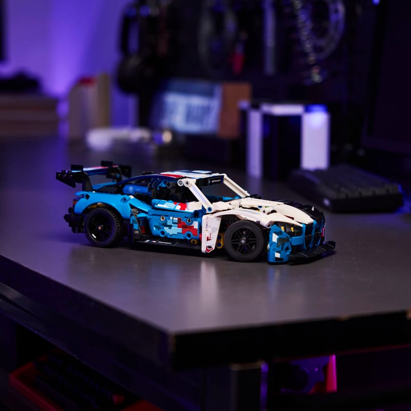 LEGO Technic BMW M4 GT3 EVO Race Car (42226)