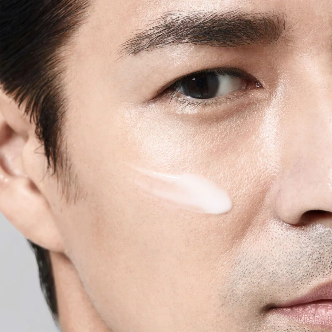 Shiseido Men Energizing Moisturizer Extra Light Fluid