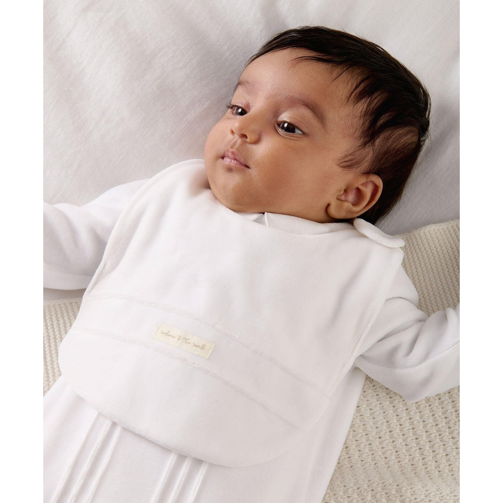 Velour Bib - White - Medaid International