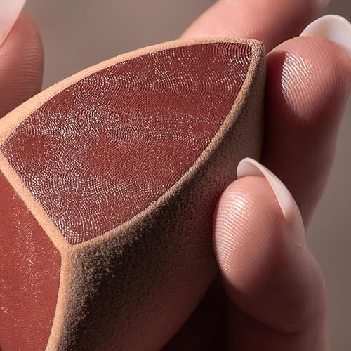 Real Techniques Makeupsaver Sponge, Makeup Blender Sponge For Liquid & Cream Formulations, Natural Finish & Reduces Makeup Waste, Targeted Application, Cruelty & Latex-Free, 1 Count - Medaid International