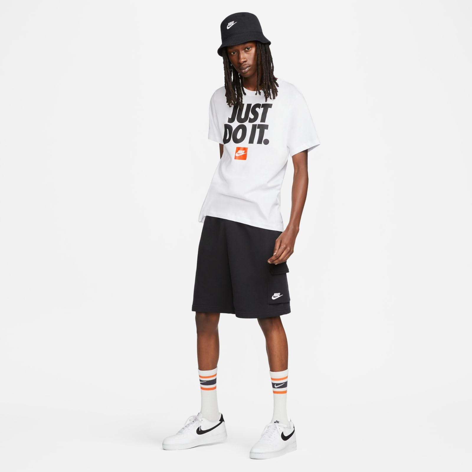 Nike Men's Club Just Do It Graphic T-Shirt, White - Medaid International