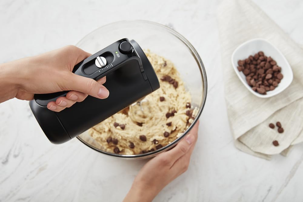 Kitchenaid CORDLESS HAND MIXER - MATTE BLACK