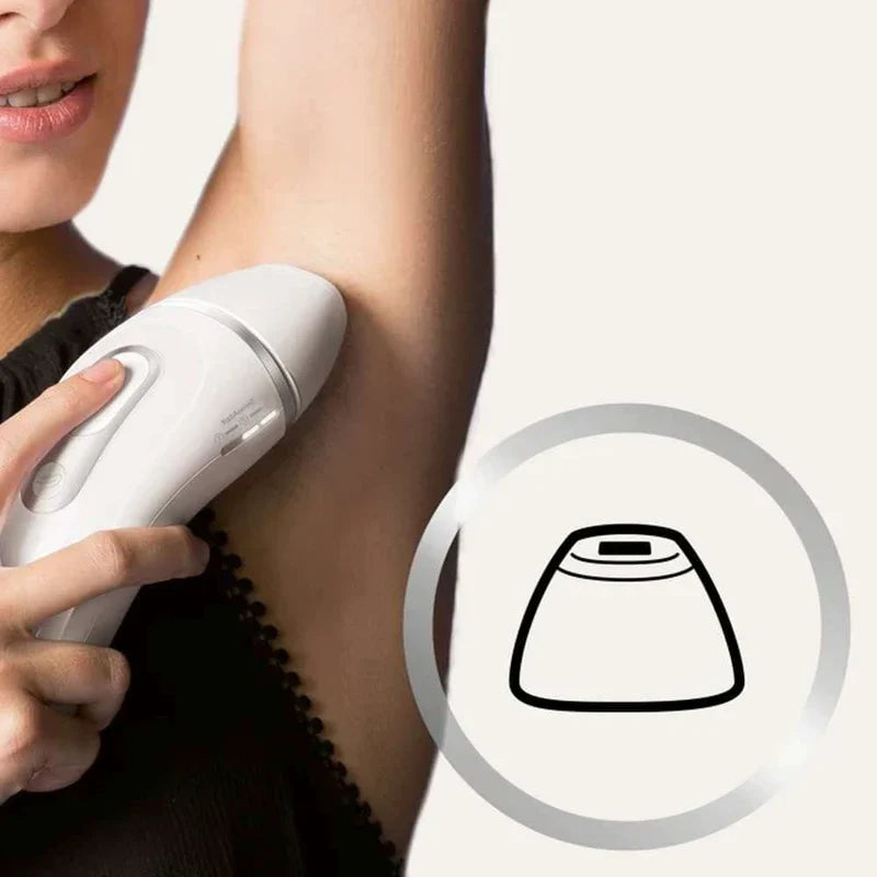 BraunSilk-expert Pro 3 PL3233 IPL with 4 extras: wide head, precision head, Venus razor, zip pouch