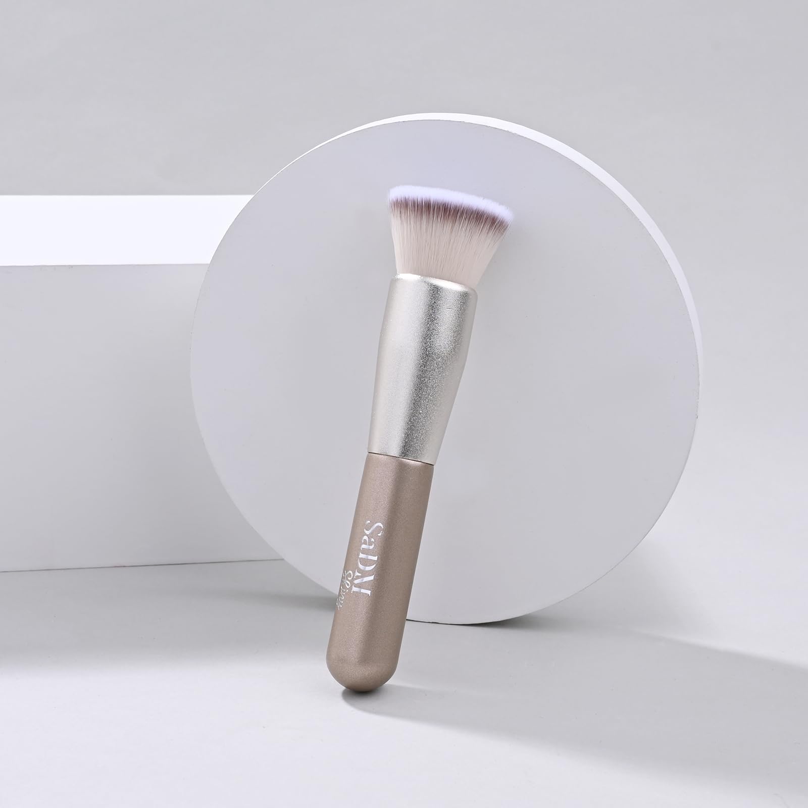 Kabuki Makeup Brush - Blender Brush for Powder, Cream, Liquid Foundation, Sunscreen, Blush Blending & Bronzer - Professional Make Up Brush - Full Face Makeup Brush - Vegan & Cruelty Free - Medaid International