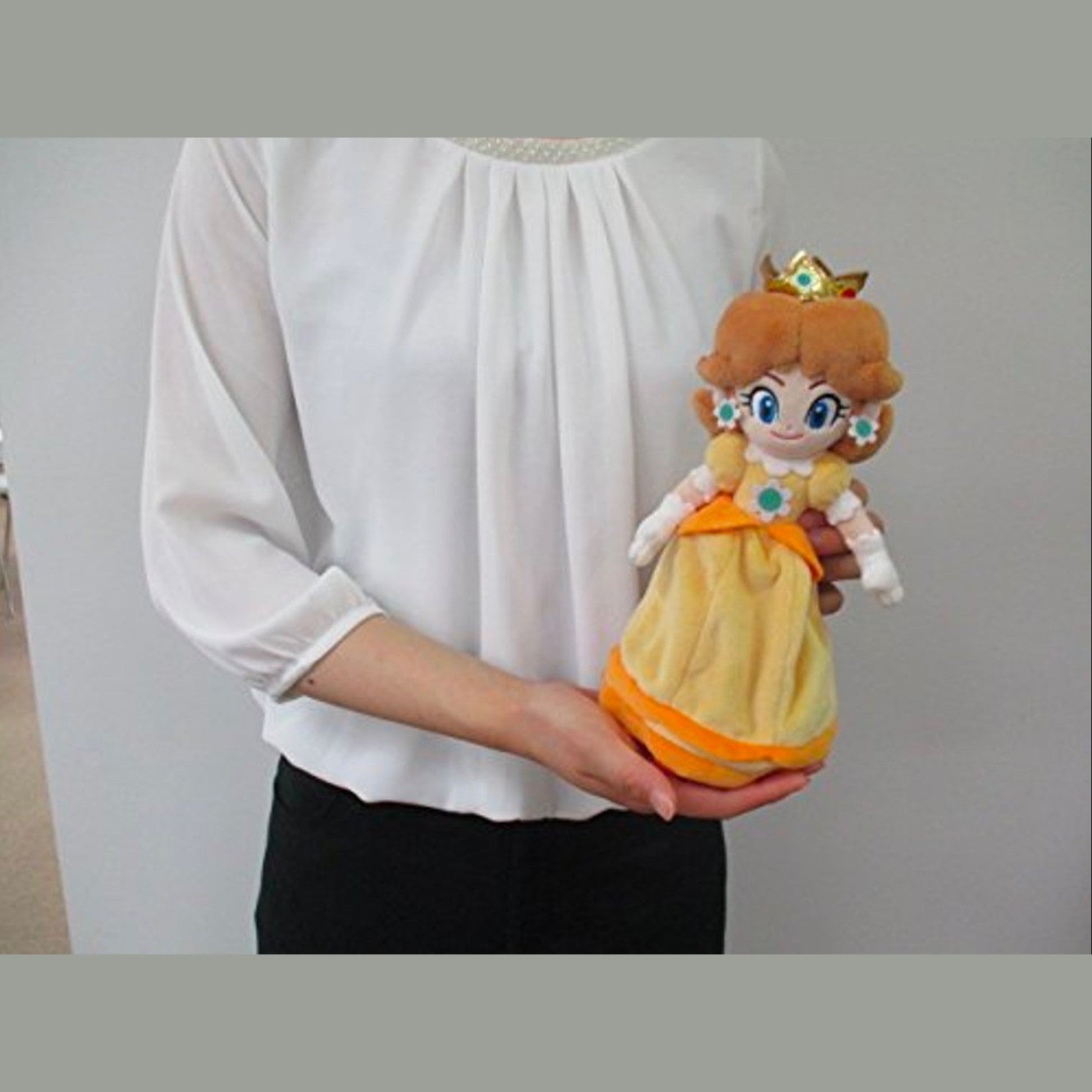 Super Mario  DAISY S Plush By San-Ei - Medaid International