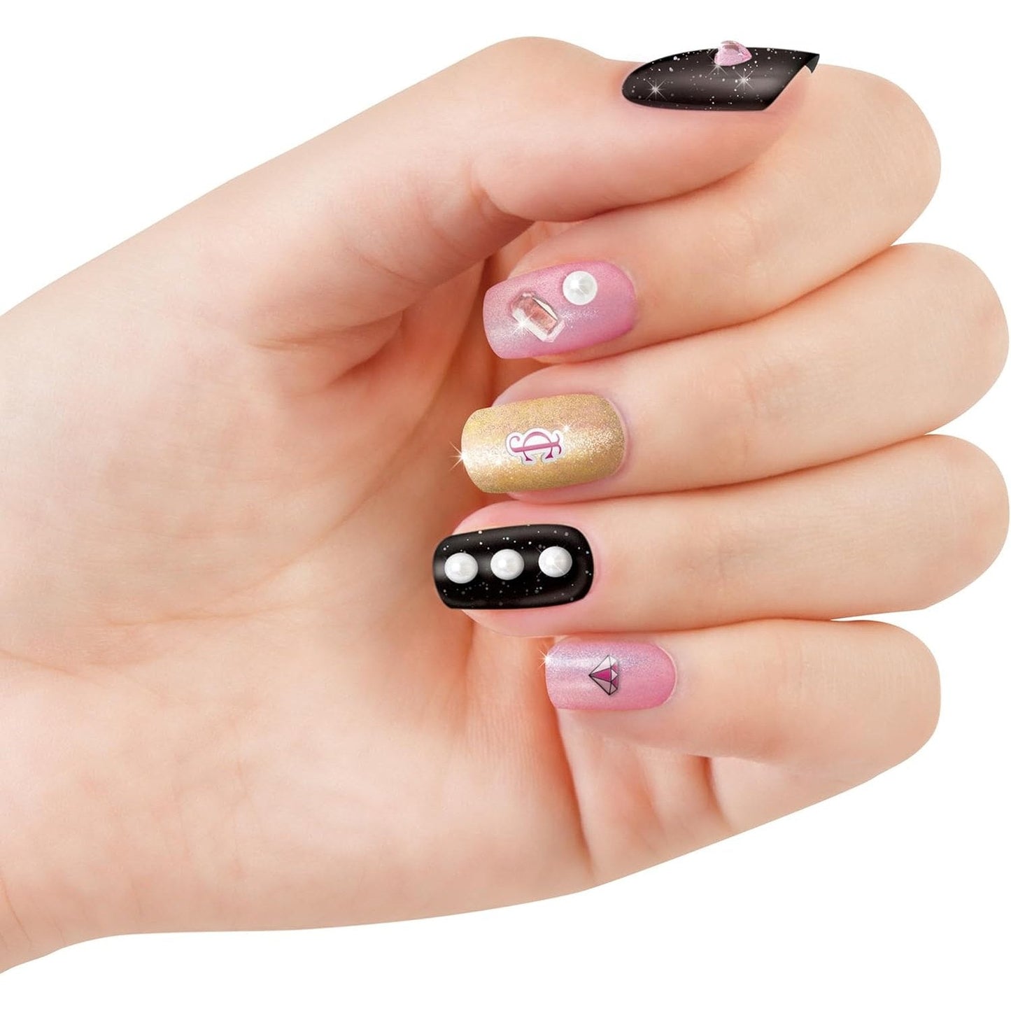 uicy Couture Dazzling Designs Manicure Set - Medaid International