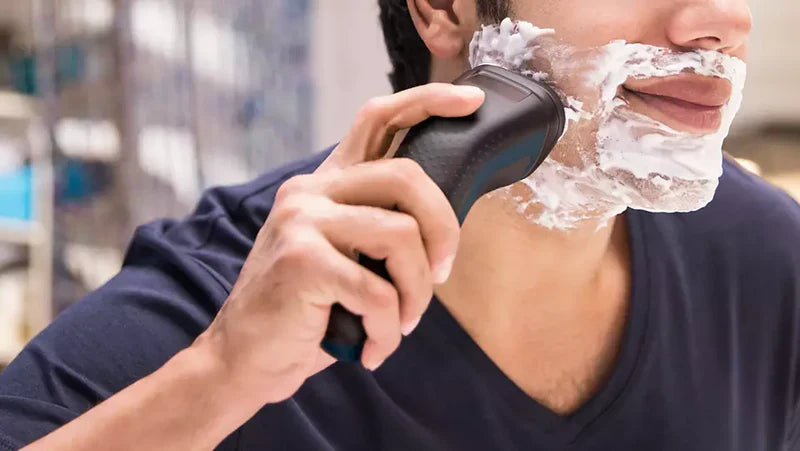 Philips, Shaver Series 1000 Wet or Dry Electric Shaver S1121