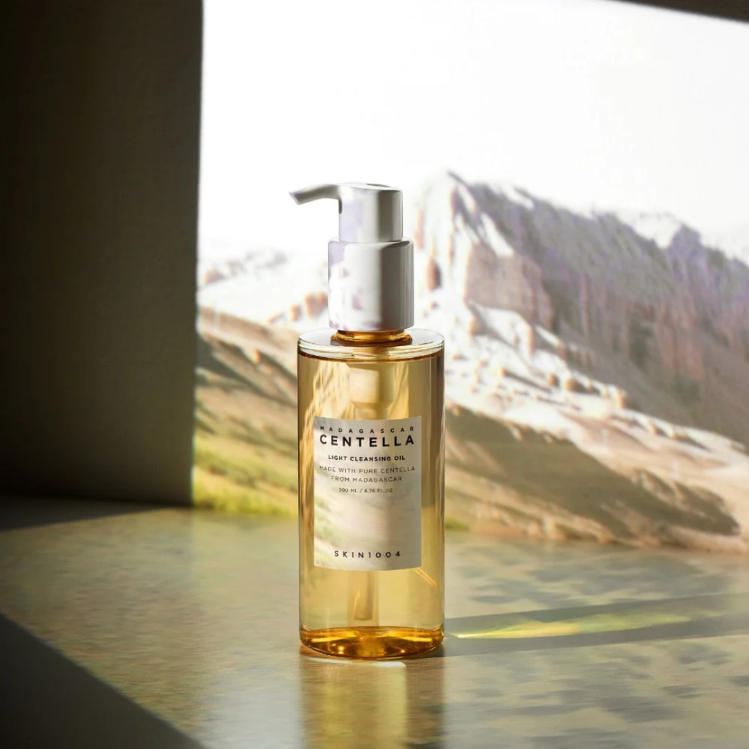 SKIN1004 Madagascar Centella Light Cleansing Oil