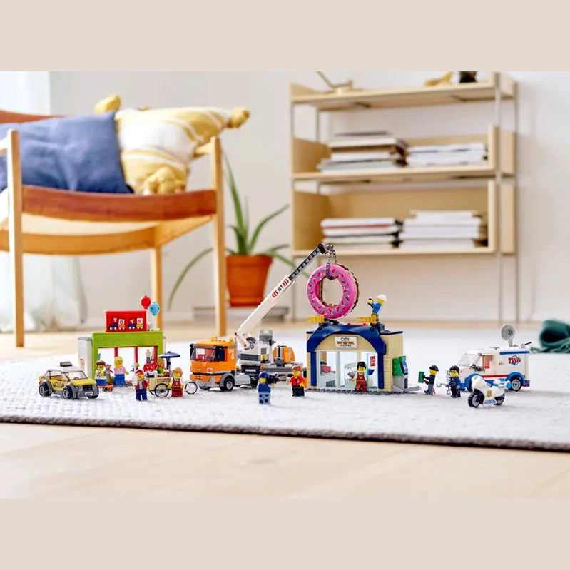 Lego Donut Shop Opening (60233)
