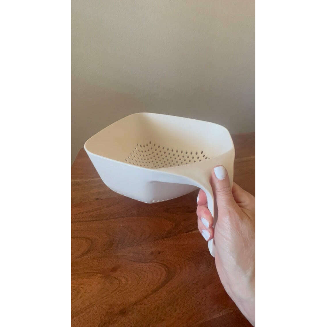 Plastic Square White Colander - Medaid International