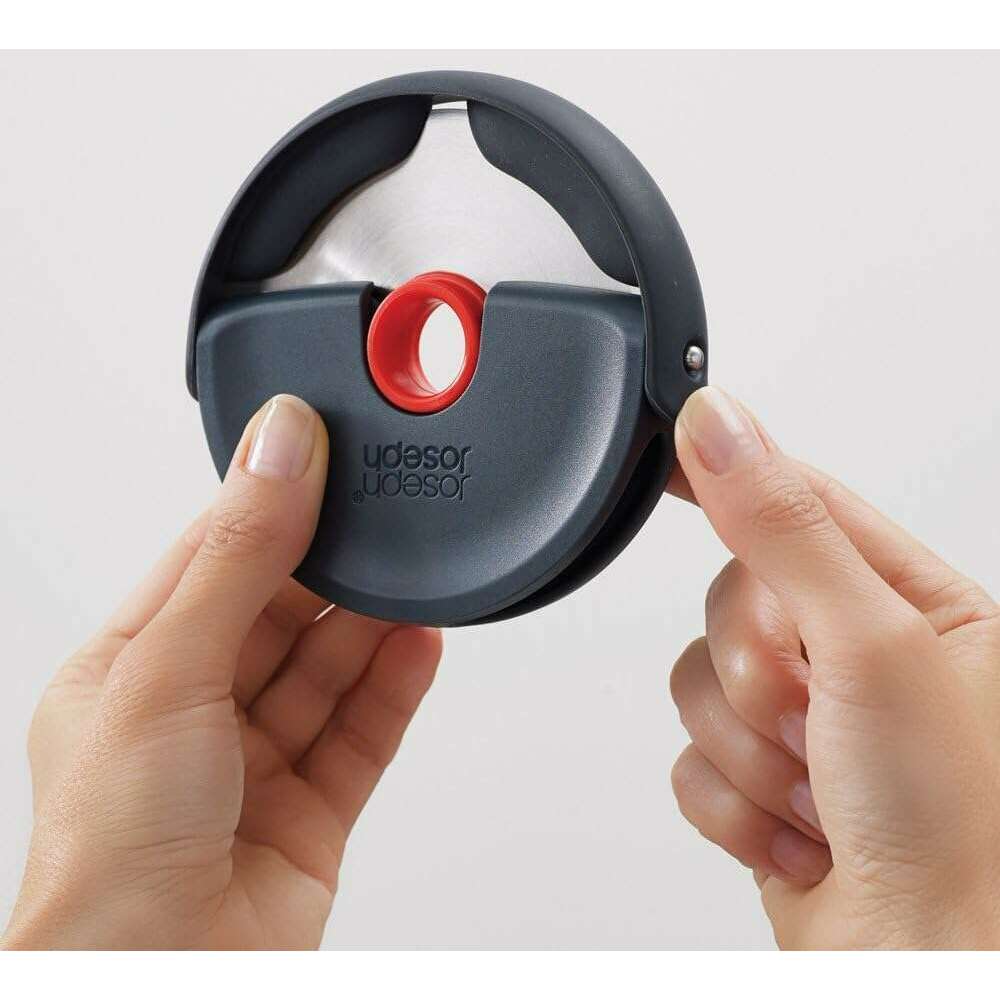 Disc Easy-Clean Grey Pizza Cutter - Medaid International