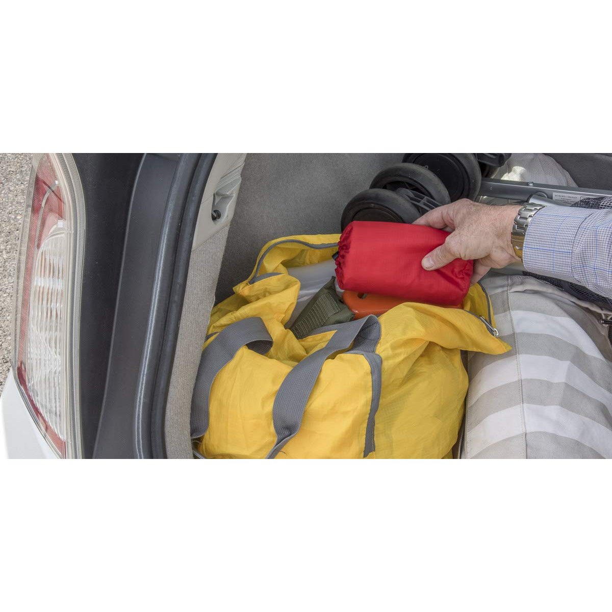 SE Survivor Series Orange Emergency Sleeping Bags with Drawstring Carrying Bags (2-Pack) - EB122OR-2