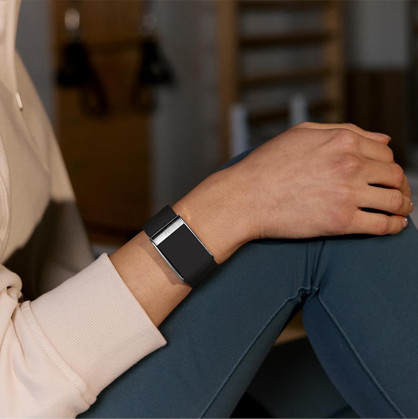 WHOOP Life WHOOP 5.0 – 12-Month Membership – MG Device – Health & Fitness Tracker – Blood Pressure Insights, Activity Tracking – ECG Software – 14+ Days Battery Life