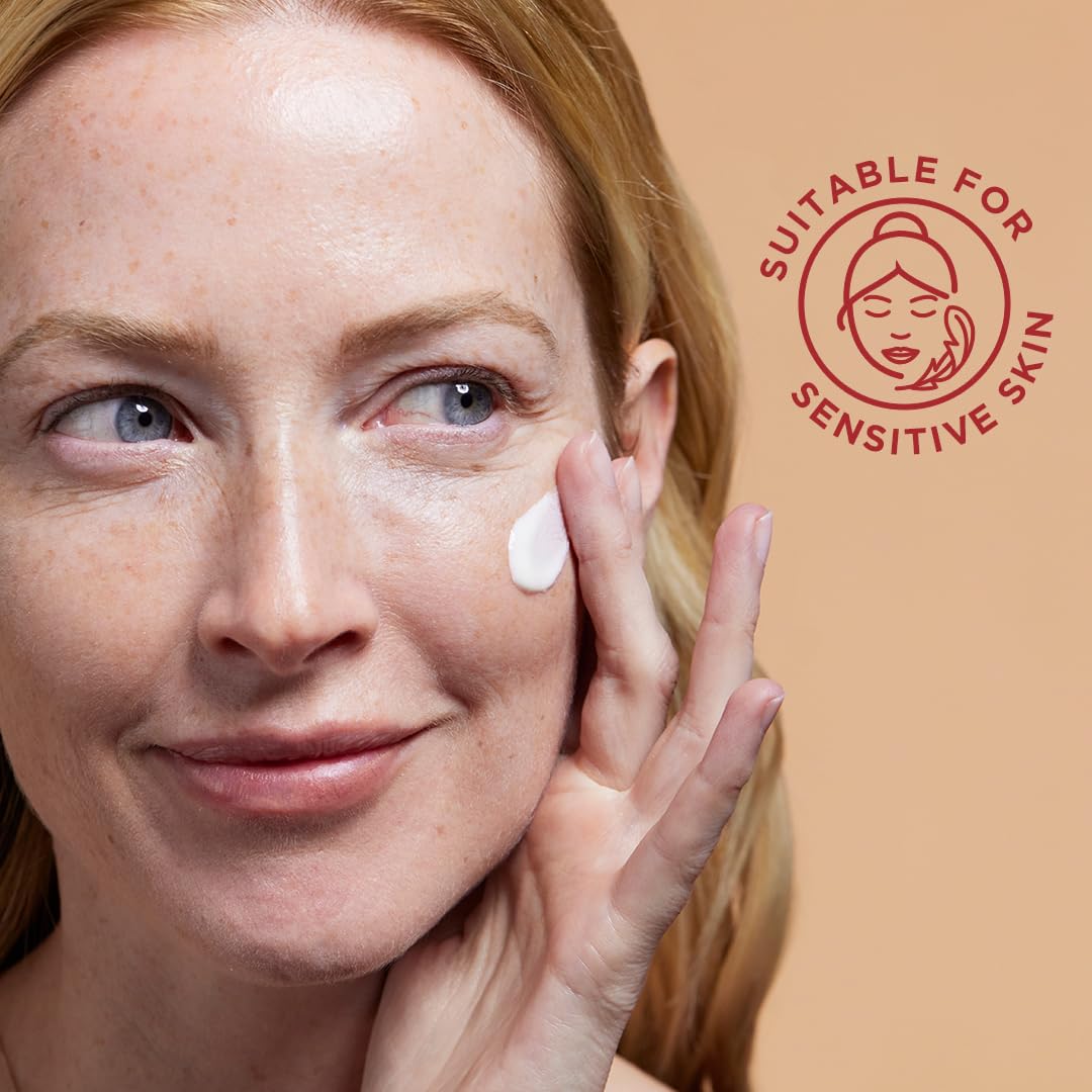EltaMD UV Clear Tinted Sunscreen for Face, SPF 46 with Zinc Oxide, Oil-Free, Dermatologist Recommended, For Acne-Prone Sensitive Skin, 1.7 oz - Medaid International