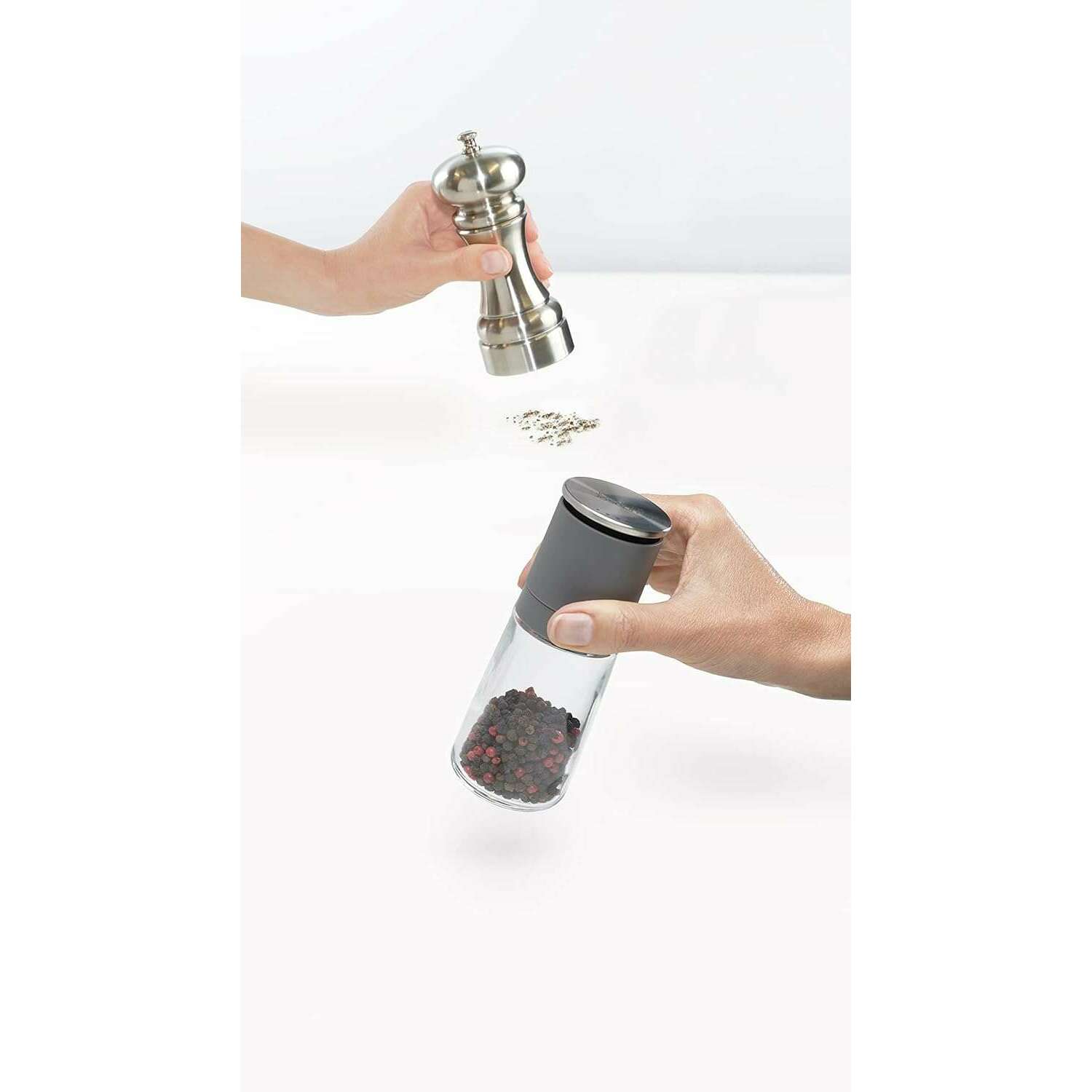 Salt and Pepper Grinder Set - Black/Grey - Medaid International