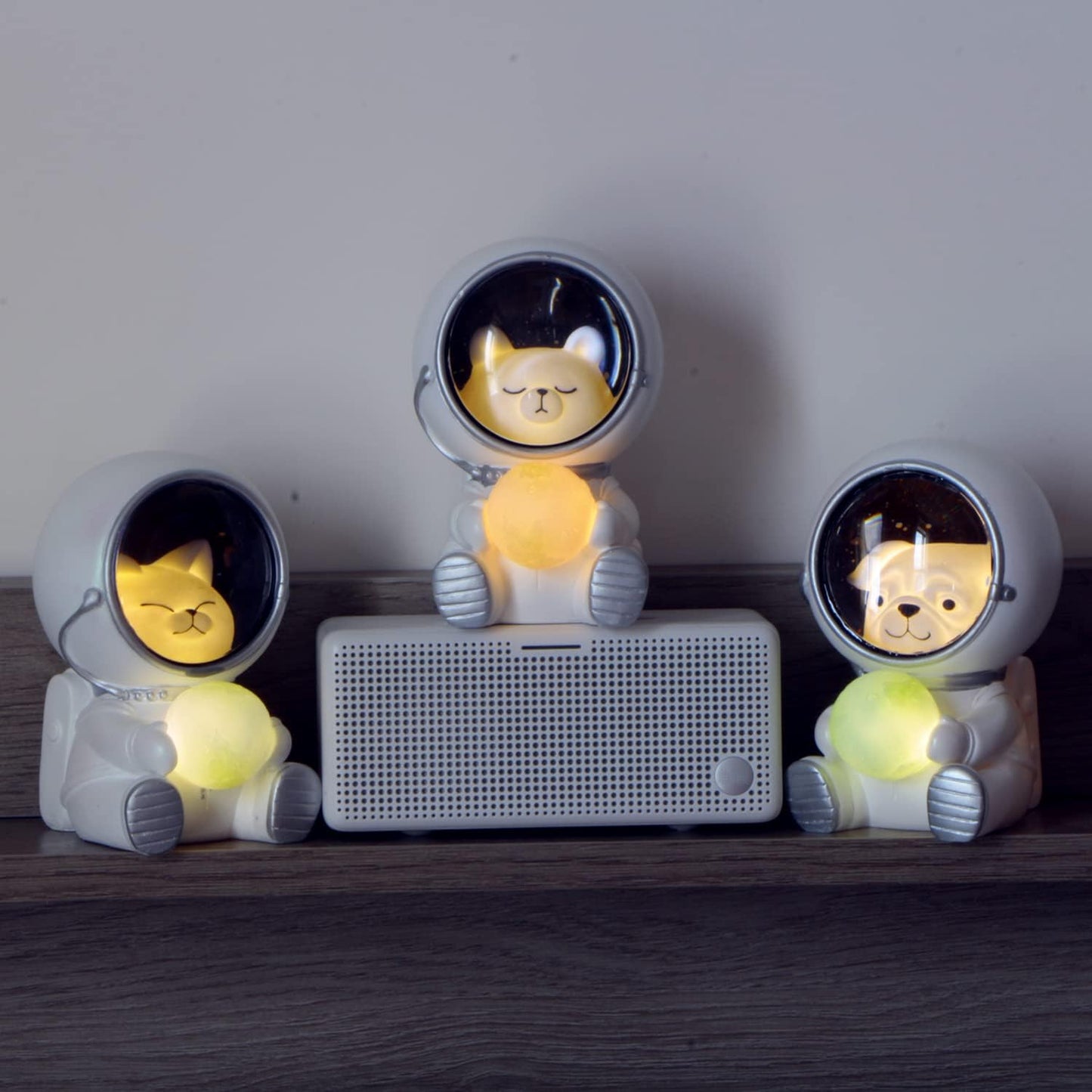 Cute Spaceman LED Night Light Nursery Astronaut Moon Lamps Galaxy