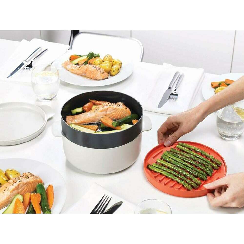 M-Cuisine‚Ñ¢ 4-piece Microwave Cooking Set - Medaid International
