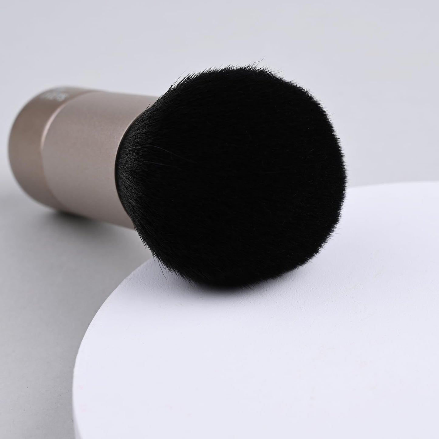 Kabuki Makeup Brush - Blender Brush for Powder, Cream, Liquid Foundation & Blush Blending - Professional Make Up Brush - Full Face Makeup Brush - Vegan & Cruelty Free - Medaid International