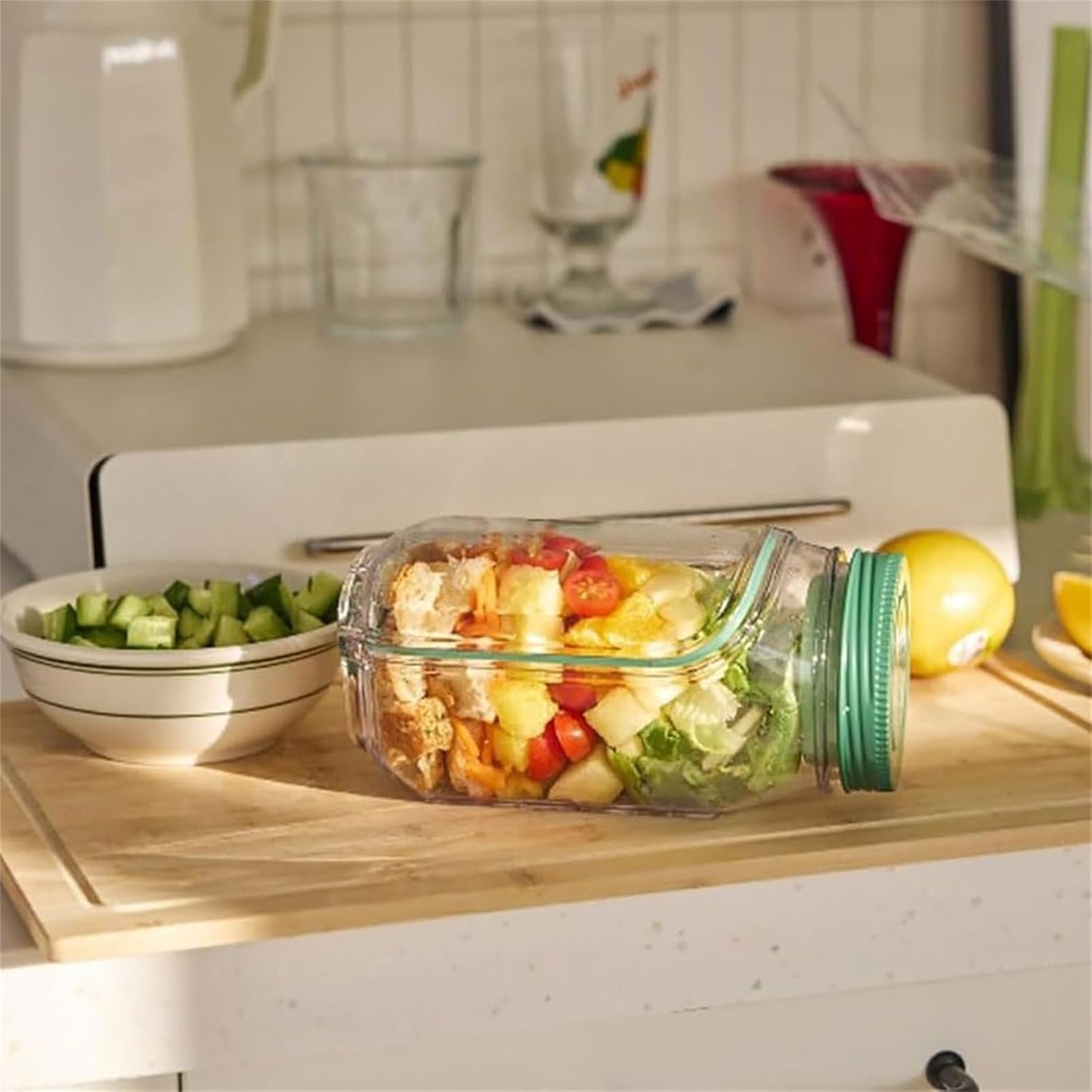 Vertical Layering Salad Pod