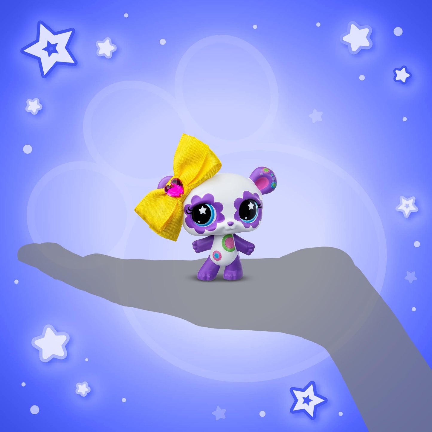 Littlest Pet Shop - Deluxe Holiday Calendar - Series 4 Advent Calendar -Gen 7 Authentic LPS Bobble Head Toy Figure, Collectible Toy Animal, Ages 4+ - Medaid International
