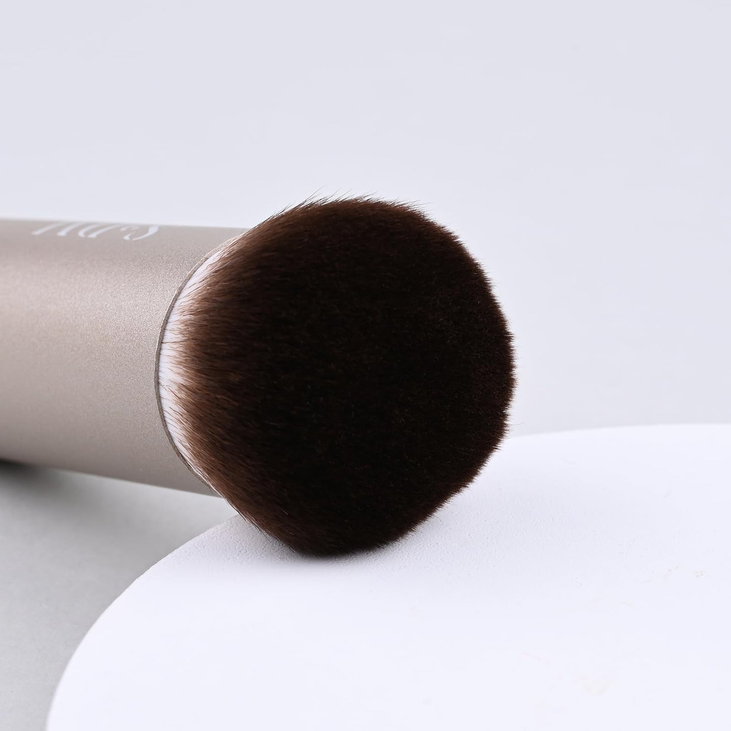 Kabuki Makeup Brush - Blender Brush for Powder, Cream, Liquid Foundation, Sunscreen, Blush Blending & Bronzer - Professional Make Up Brush - Full Face Makeup Brush - Vegan & Cruelty Free - Medaid International