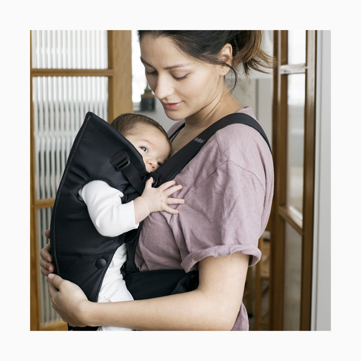 Babybjorn - Baby Carrier Mini Woven - Black