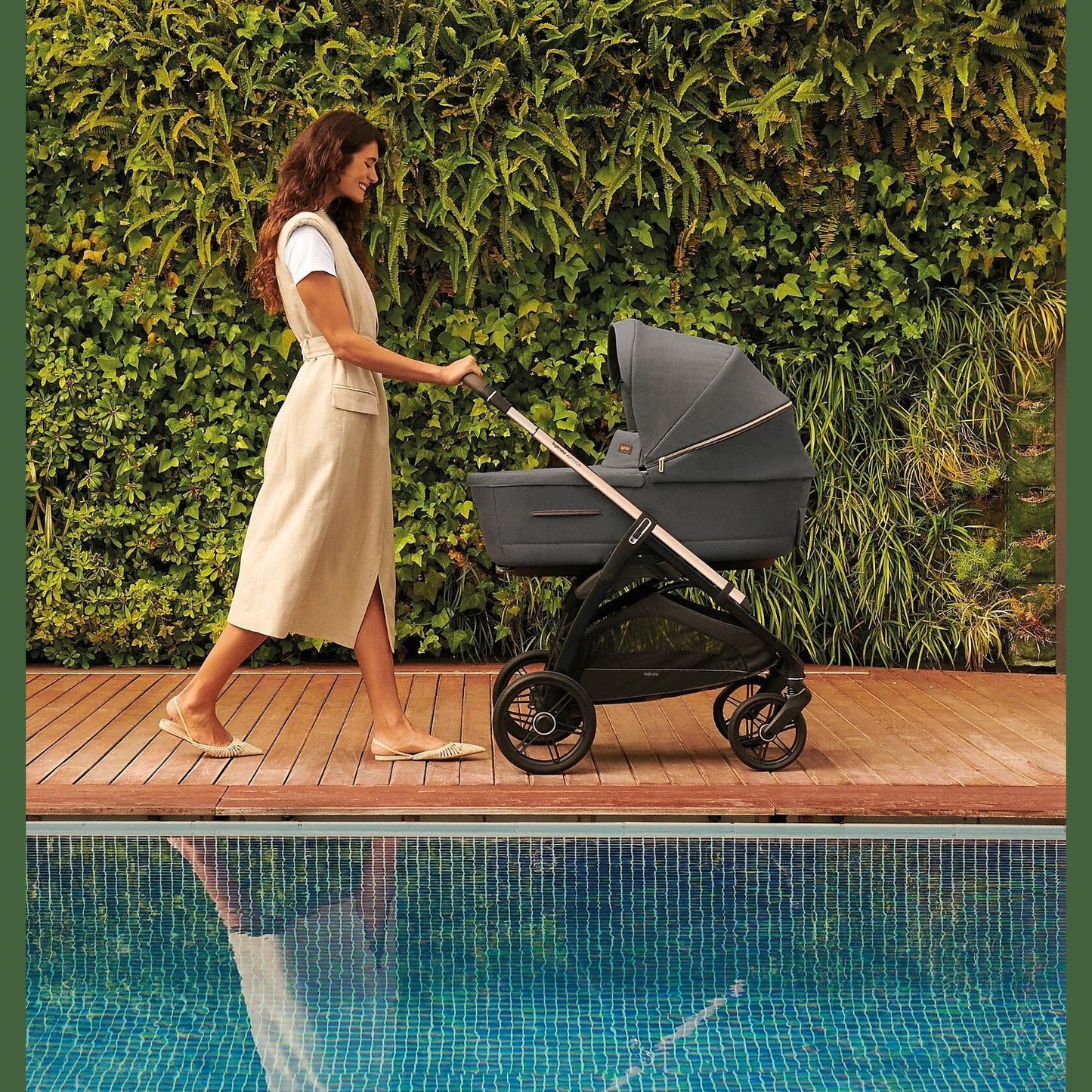 Inglesina (KA61RVLG) Recline Aptica Darwin Travel Sys