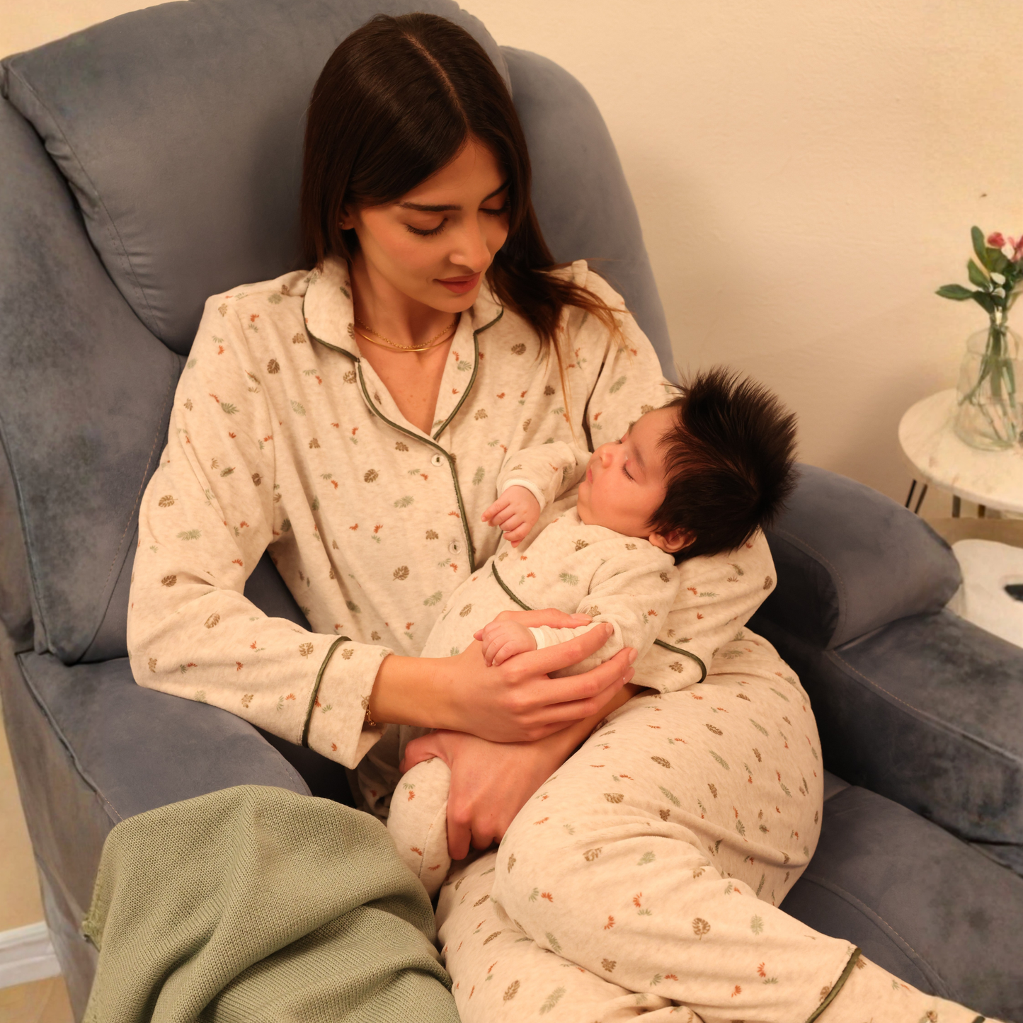 Cosset Loungewear Moments Mommy & Me Loungewear Set – Beige "Large"