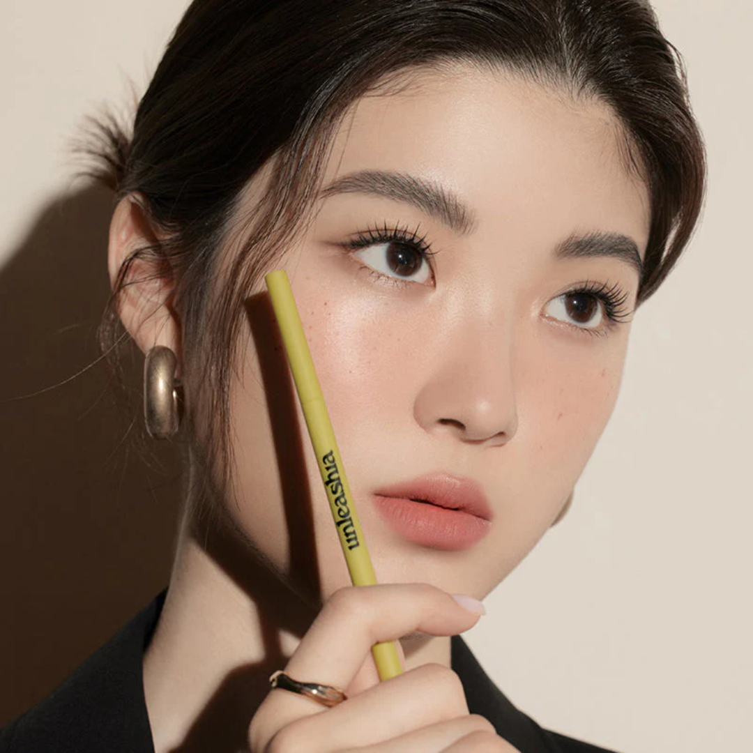 Unleashia Shaper Defining Eyebrow Pencil