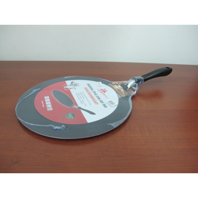 Flat non-stick frying pan