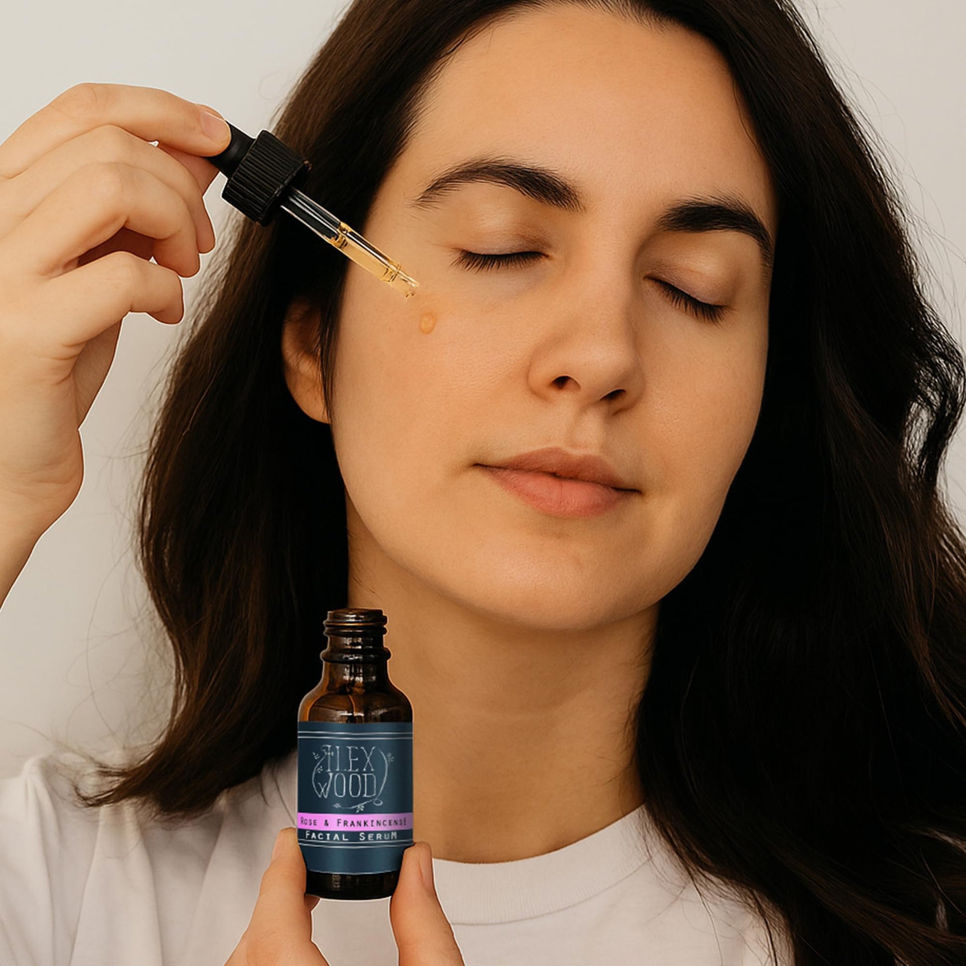 The Ilex Wood - Rose and Frankincense Face Serum - 100% Natural, Vegan, Moisturising, Anti Ageing, Wrinkle & Line Reducing, Cruelty Free, Plastic Free, Handcrafted - 20ml (0.68 fl oz) - Medaid International