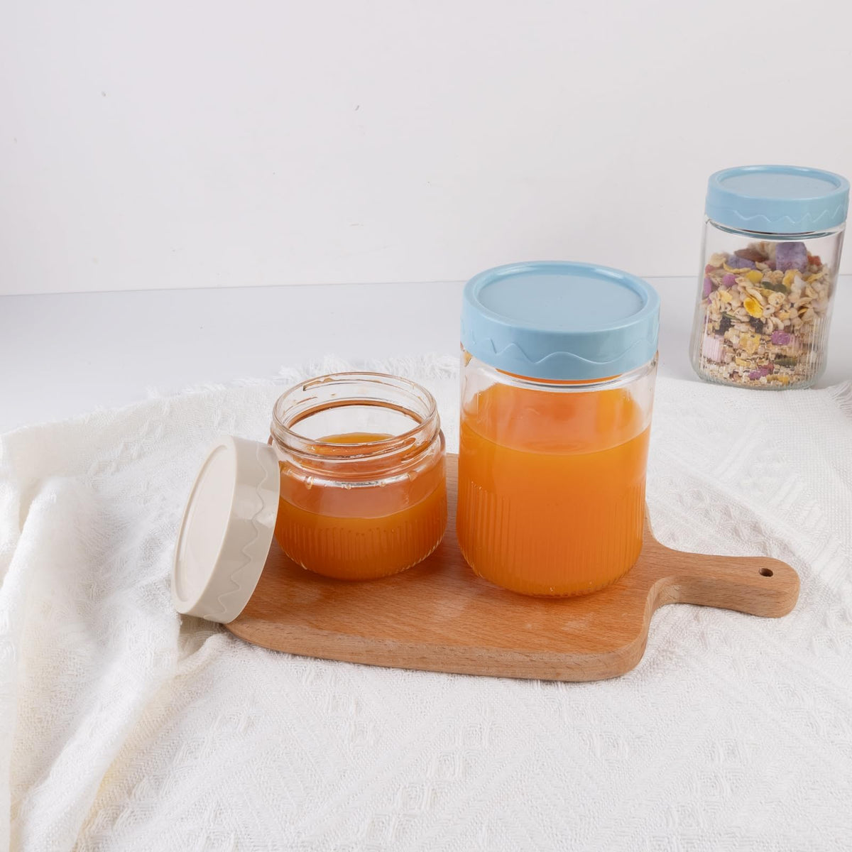 TERRIFI 8 oz Glass Food Storage Jars with Airtight Lids, 4 Pack Mason Jars with Screw Lids for Kitchen Oats, Salad, Spice, Candy, Jam, Seasoning, Small Meal Prep Containers