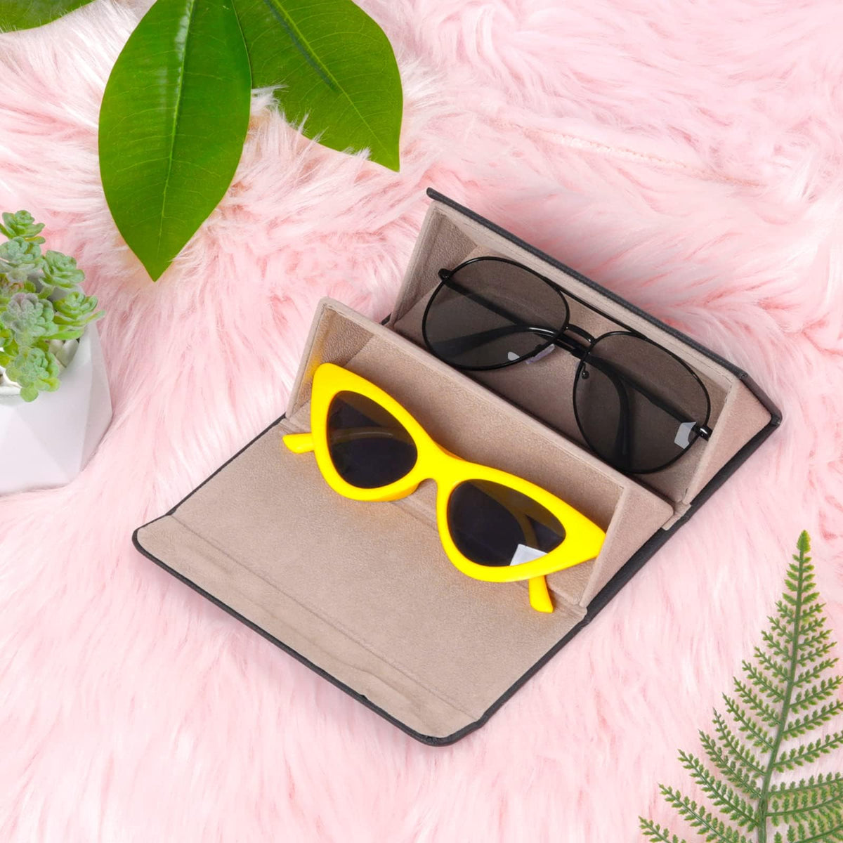 KASTWAVE Leather Sunglasses Organizer Case- Men and Women Holder for Multiple Sunglasses Storage During Travel - Hard Shell Hanging Wall Eyeglasses Storage(2 Slots Black)