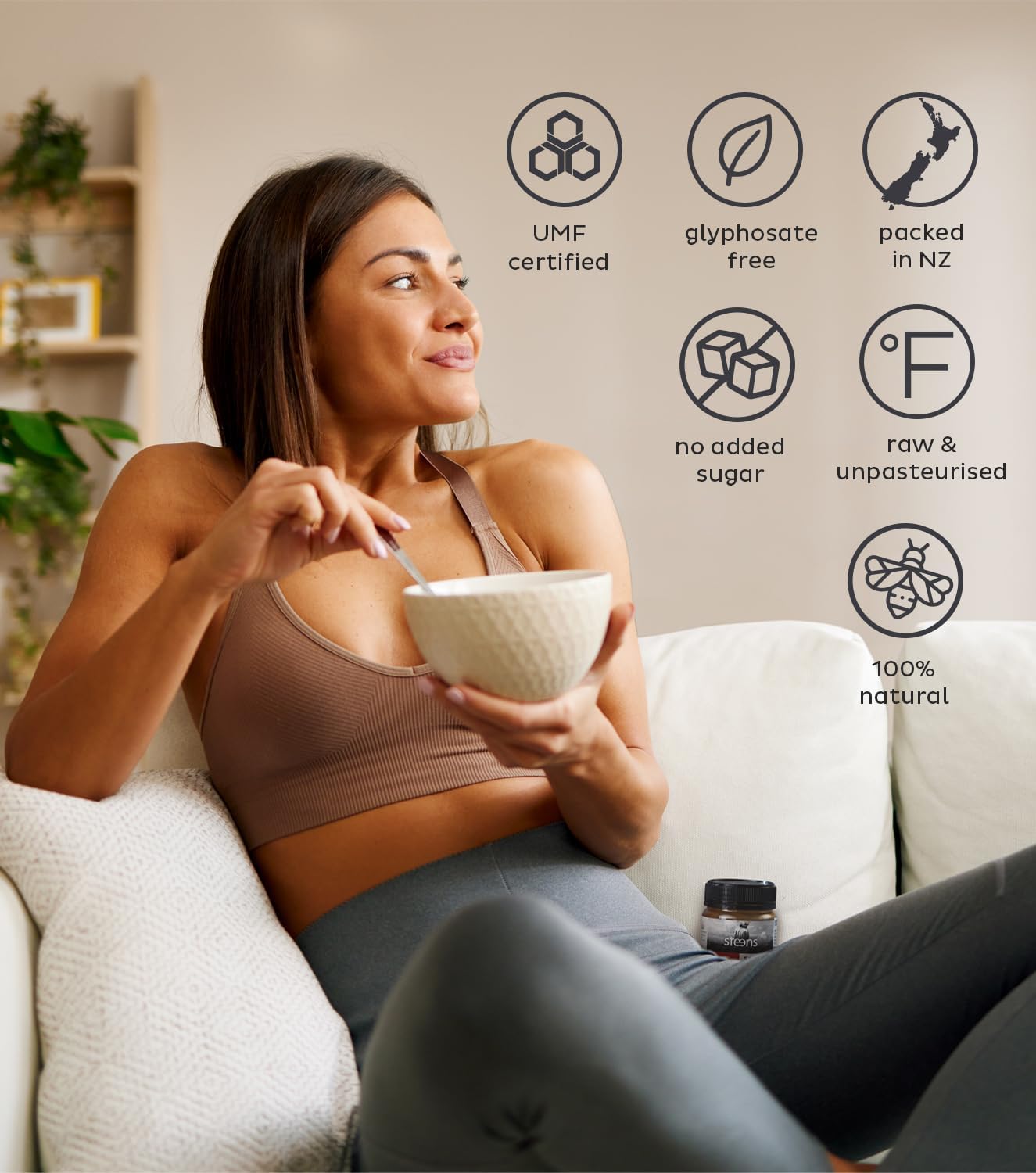 Steens Manuka Honey - UMF 24+ and MGO 1122+ - Pure & Raw 100% Certified Manuka Honey - Bottled and Sealed in New Zealand - 7.9 oz - Medaid International