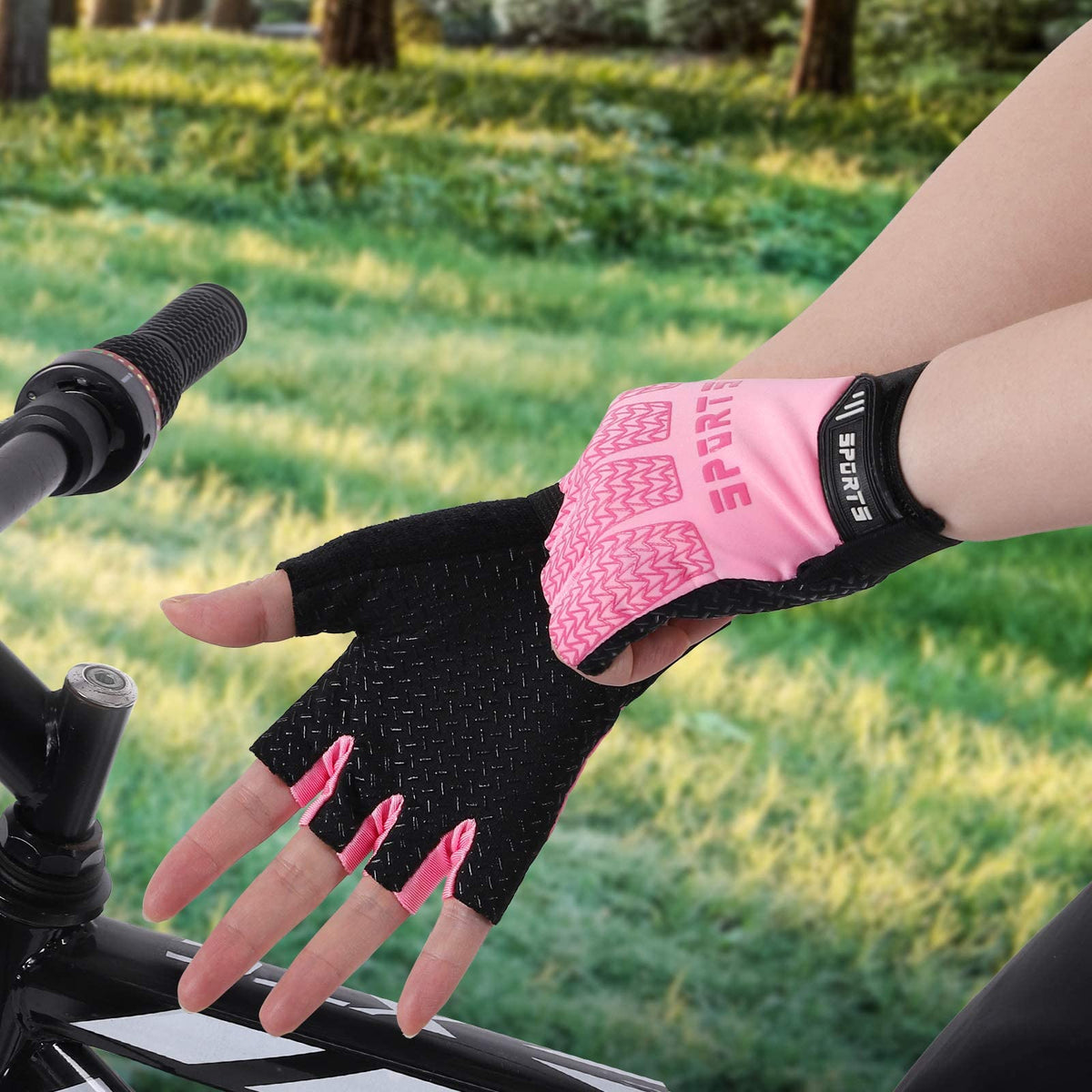 TERRIFI Kids Sport Gloves, Kids Half Finger Gloves, Kids Boys Girls Cycling Gloves, Kids Fishing Gloves for Cycling Camping Fishing Outdoor Sports